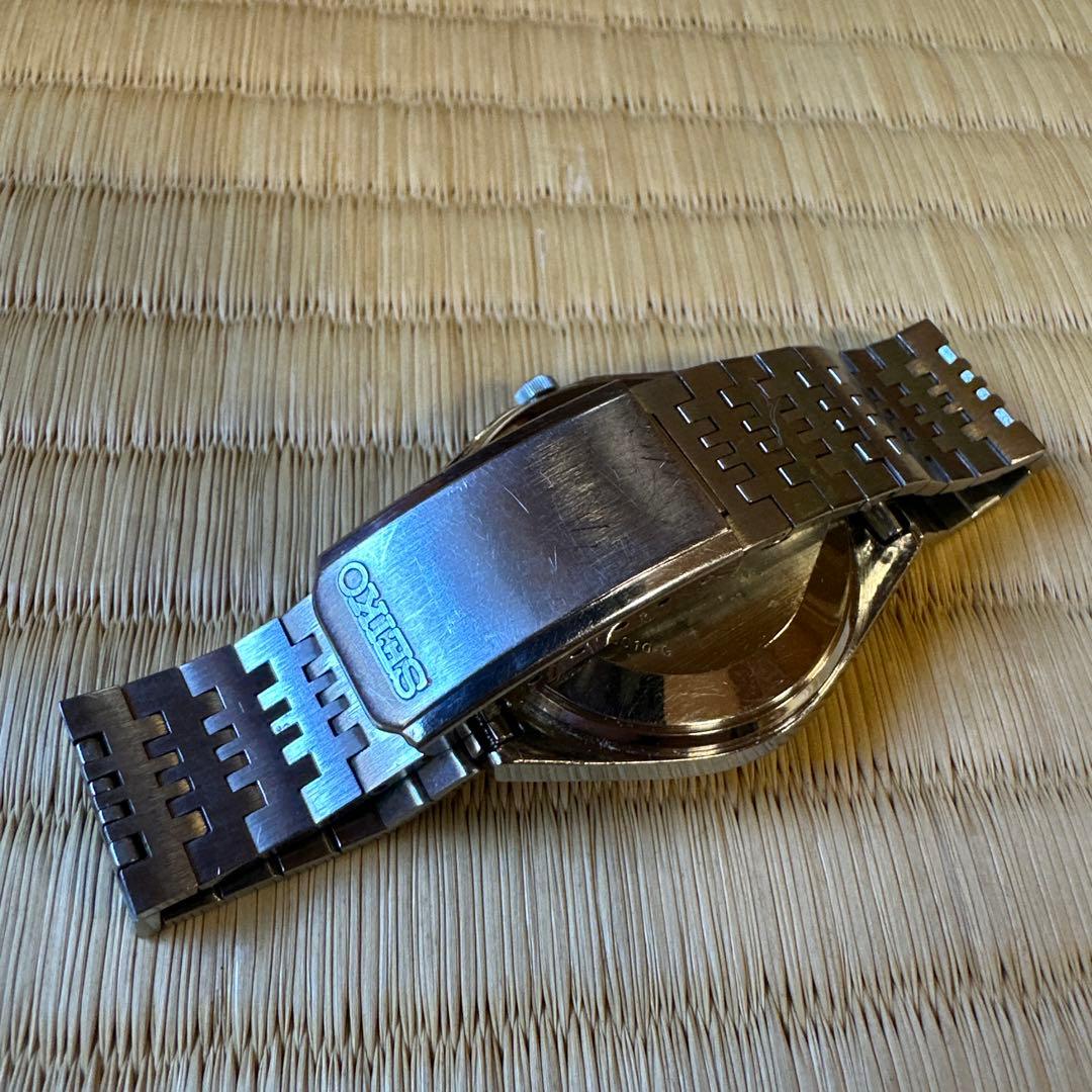 SEIKO キングクォーツ　腕時計　稼動品　4823-8010