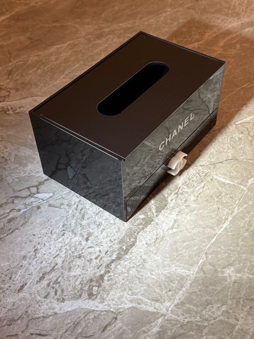 シャネル　CHANEL ノベルティ　ティッシュケース　アクリル　コスメ　非売品