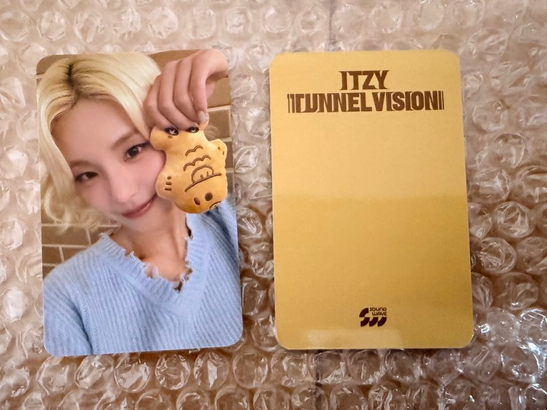 ITZY TUNNELVISION soundwave イェジ - メルカリ