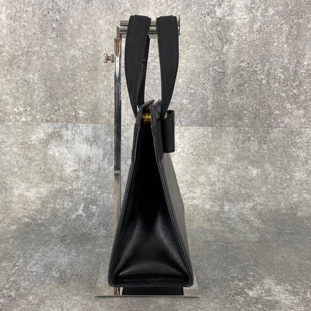 フェラガモ ヴァラ リボン 金具 ハンドバッグ トートバッグ レザー ブラック