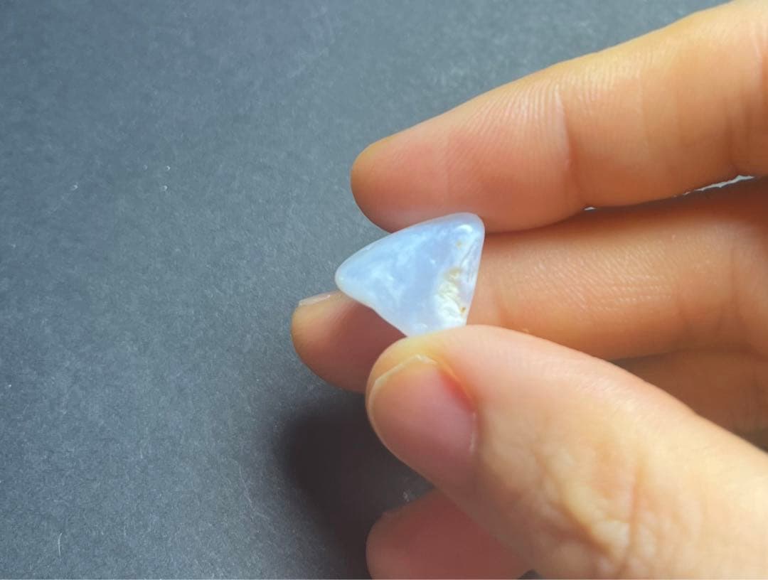 福井県産 天然ブルーカルセドニー 青めのう 国産鉱物 標本 原石