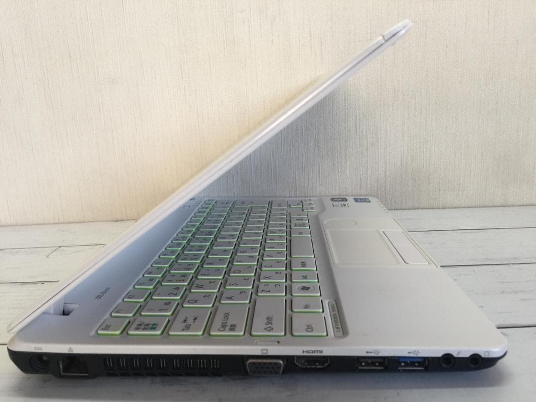 富士通 LIFEBOOK SH54/G13.3型液晶 軽量コンパクトパソコン - メルカリ