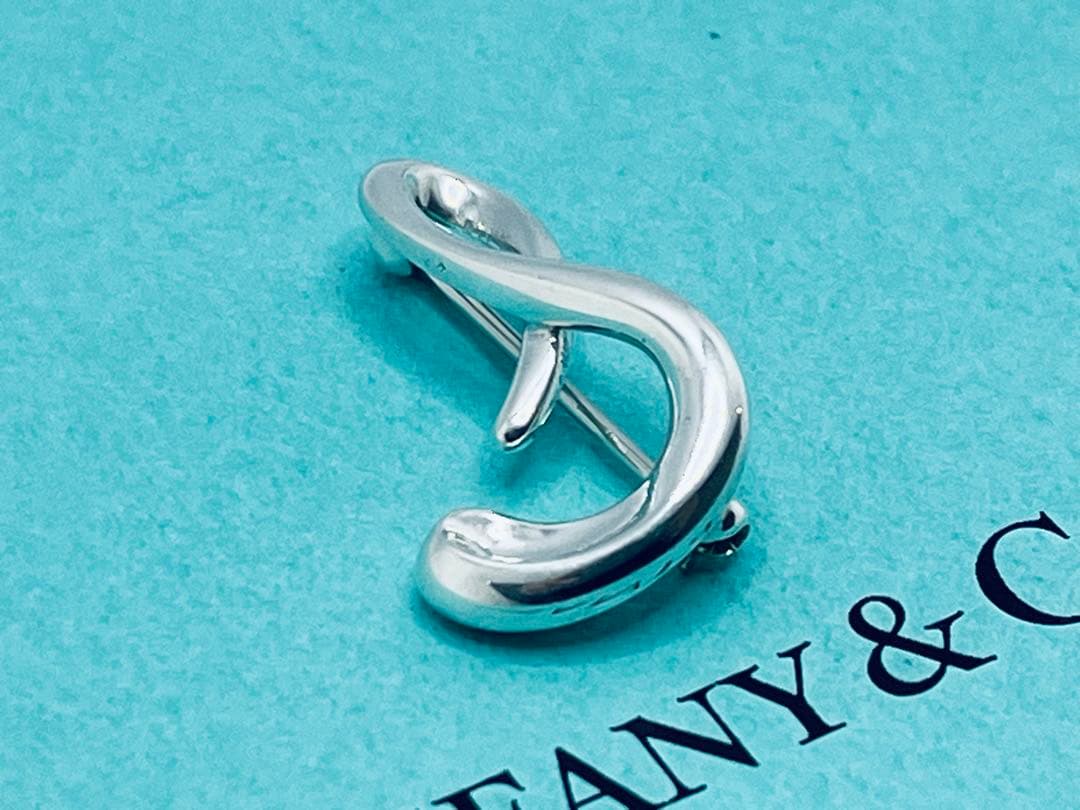 h634 希少 美品 ティファニー アルファベット「S」イニシャル「s」ブローチ