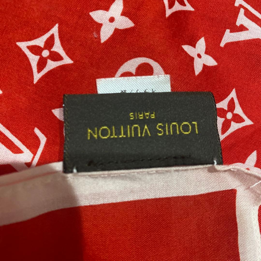 正規！超レア！美品LOUIS VUITTON × SUPREME コラボバンダナ