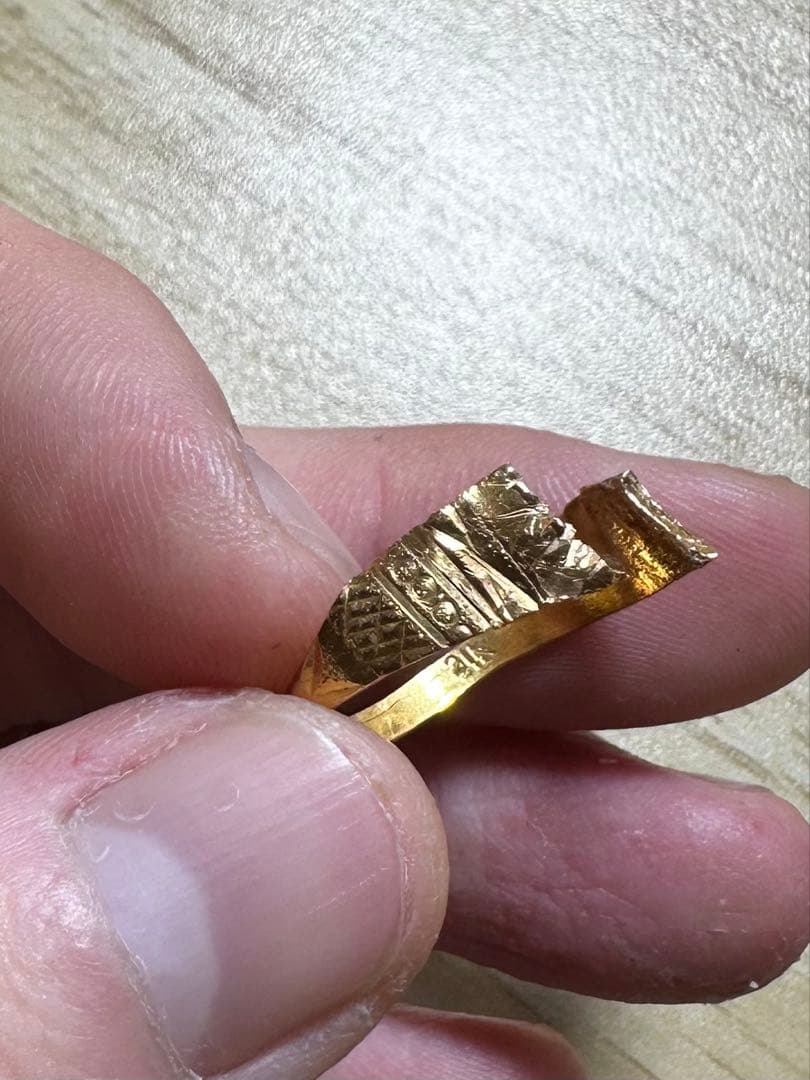 三*郎様 21K刻印あり ゴールドカラー リング 破損あり 2.4g