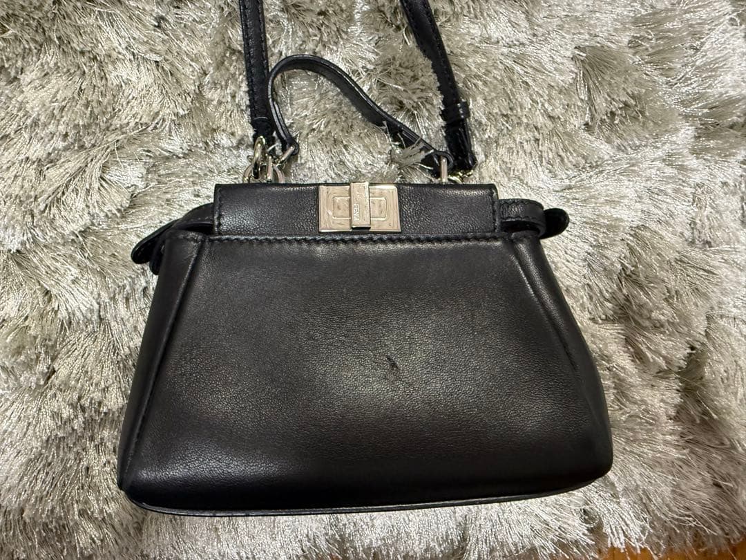 FENDI ピーカブー　マイクロサイズ