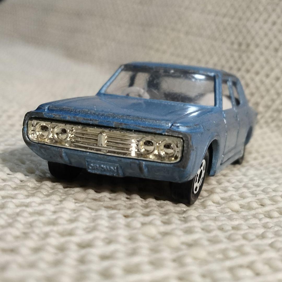 ☆商談中☆ 5682 トミカ トヨタニュークラウン 1/65 塗装剥げあり
