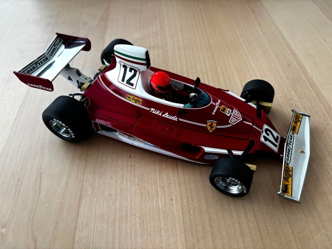Ferrari 312 T 1975 1/18 ニキ・ラウダ - メルカリ