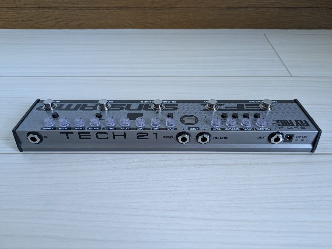 ギター TECH21 FLY RIG 5 V2