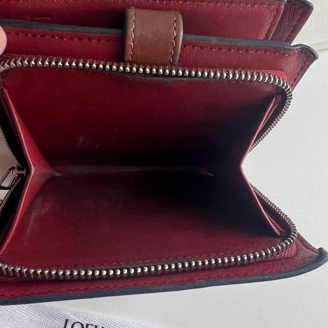 64 美品 LOEWE ロエベ 2つ折り財布