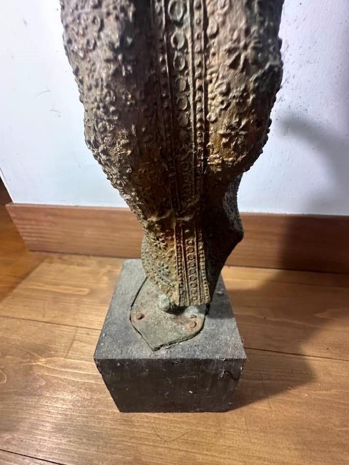 タイ仏像　女性ダンサーのブロンズ像　ブロンズ彫刻。19世紀後半