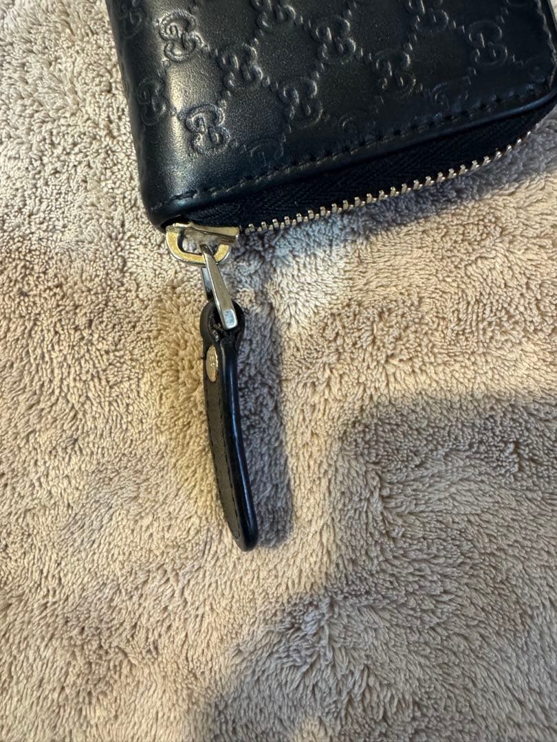 Gucci マイクロシマ ケース ブラック