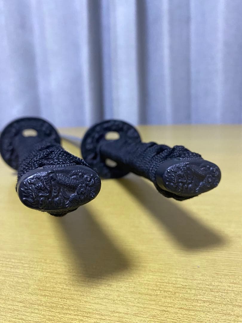 【値下げ】美術刀　赤石目セット　台座付き　模造刀