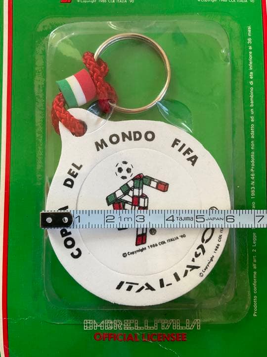 FIFAサッカーワールドカップ1990イタリア大会公式グッズ（チャーム）希少品