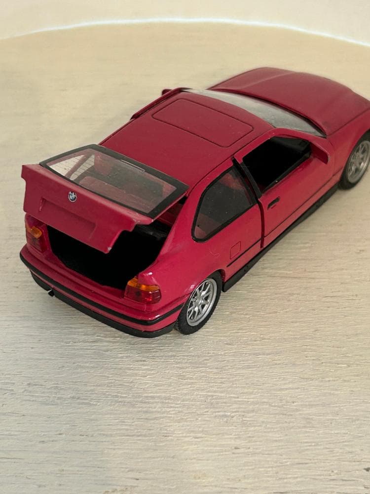 Otto Mobile 1/18 BMW 323ti E36コンパクト　限定