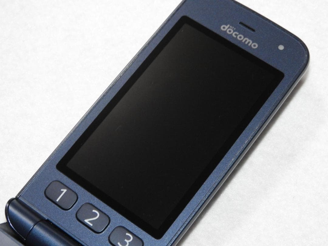 良品 FCNT らくらくホン F-01M ネイビー docomo 4G LTE