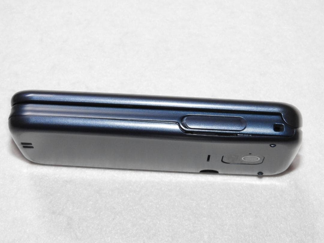 良品 FCNT らくらくホン F-01M ネイビー docomo 4G LTE