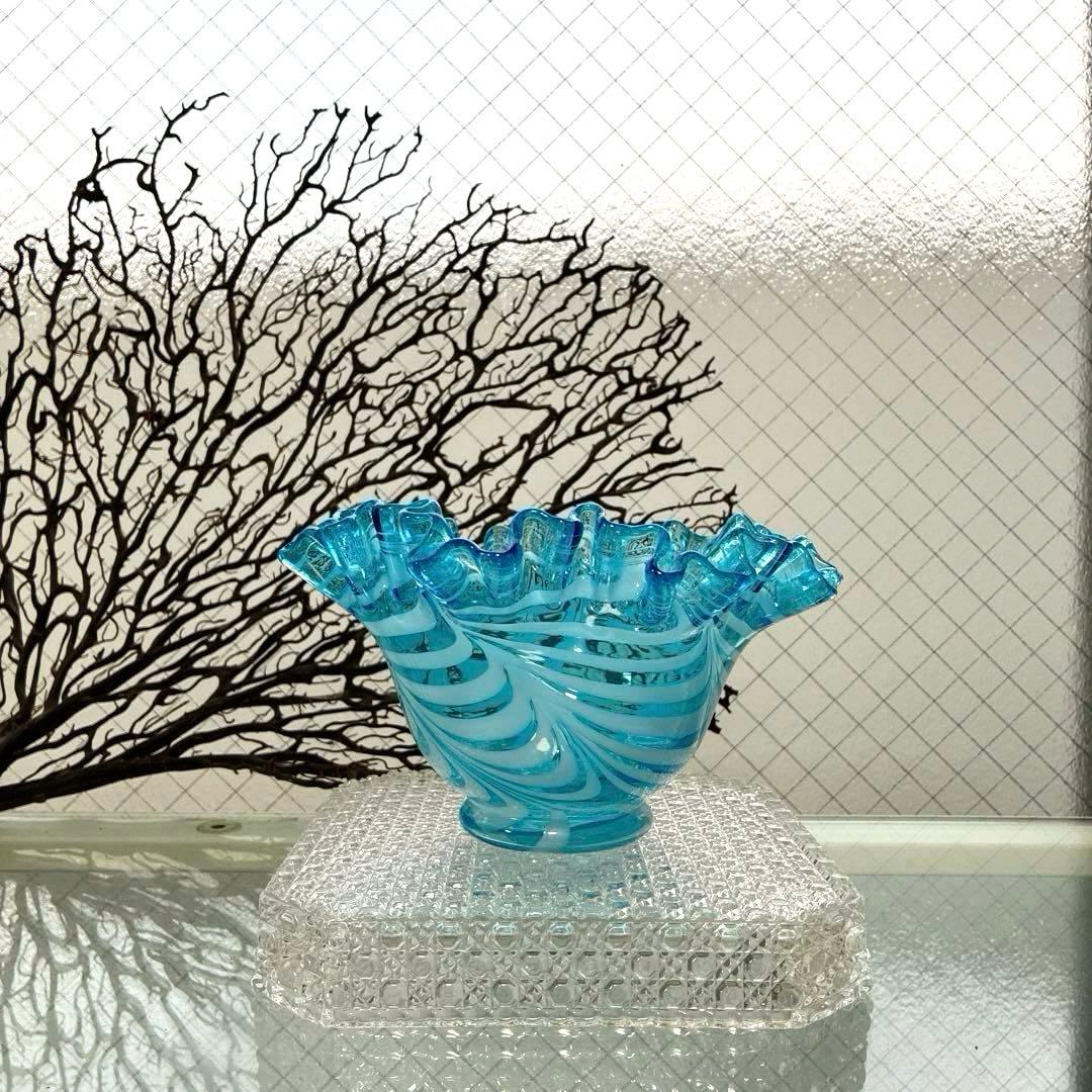 骨董 時代ガラス 希少 電笠フリル 掻き揚げ紋 水色ガラス 菓子鉢 ウラン1