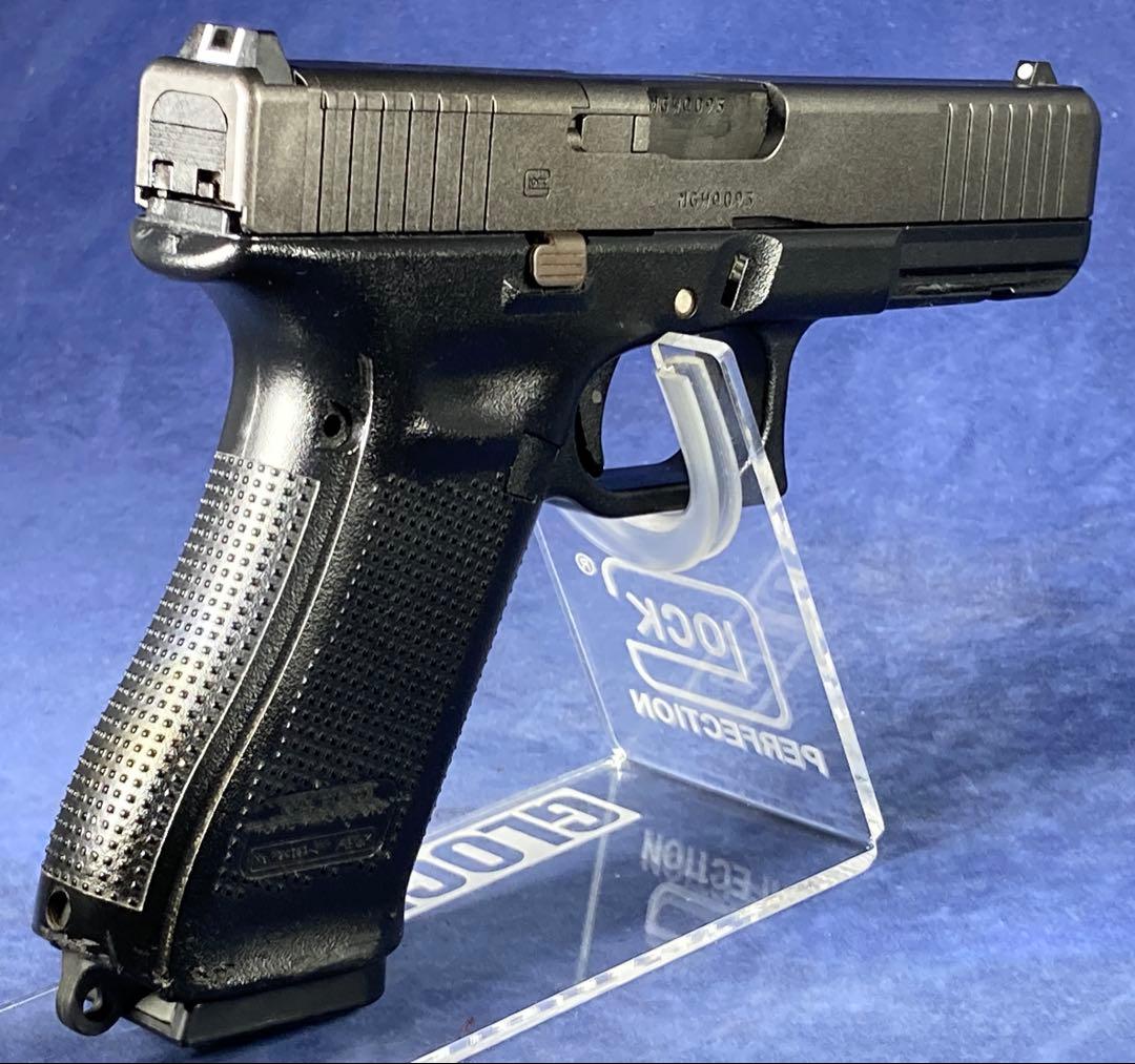 東京マルイ　グロック17 Gen5 MOS マウントスペーサー付　ガスブロ