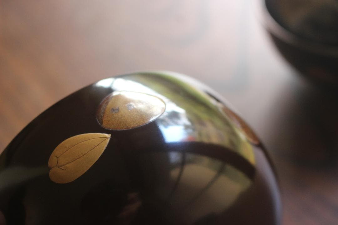 時代逸品！時代金縁黒漆に極上貝桶蒔絵の映えるお椀2点（検検京塗輪島塗蒔絵椀