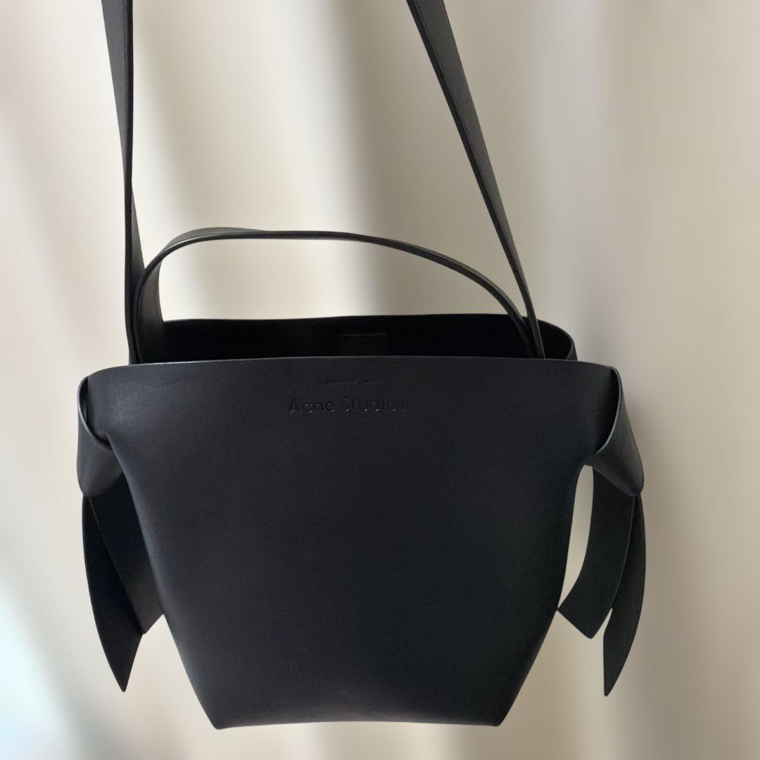 Acne Studios ムスビミニショルダーバッグ