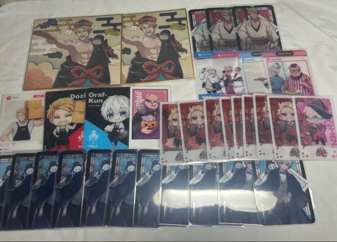 進撃の巨人 リヴァイ ルームキー風カード アクリルスタンド 未開封缶バッジ