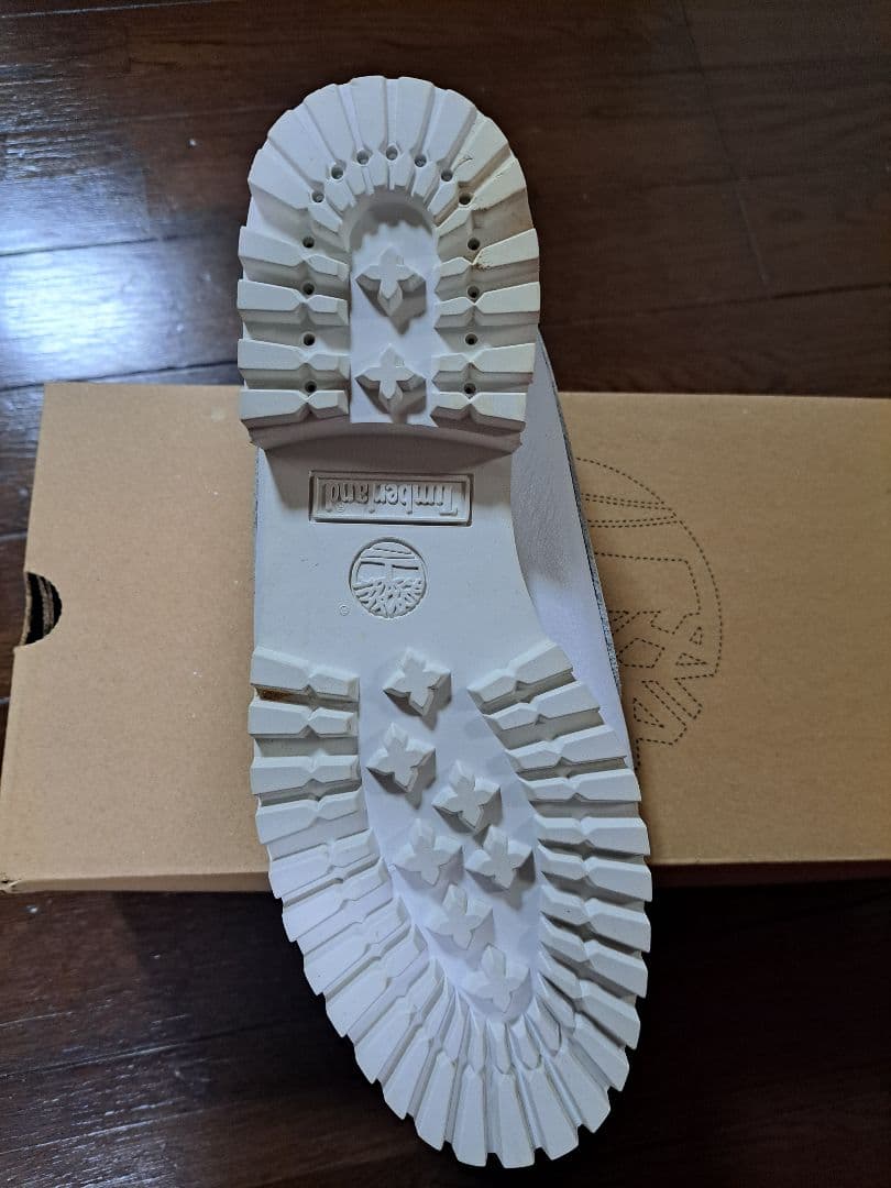 ティンバーランド、ホワイトレザー デッキシューズ