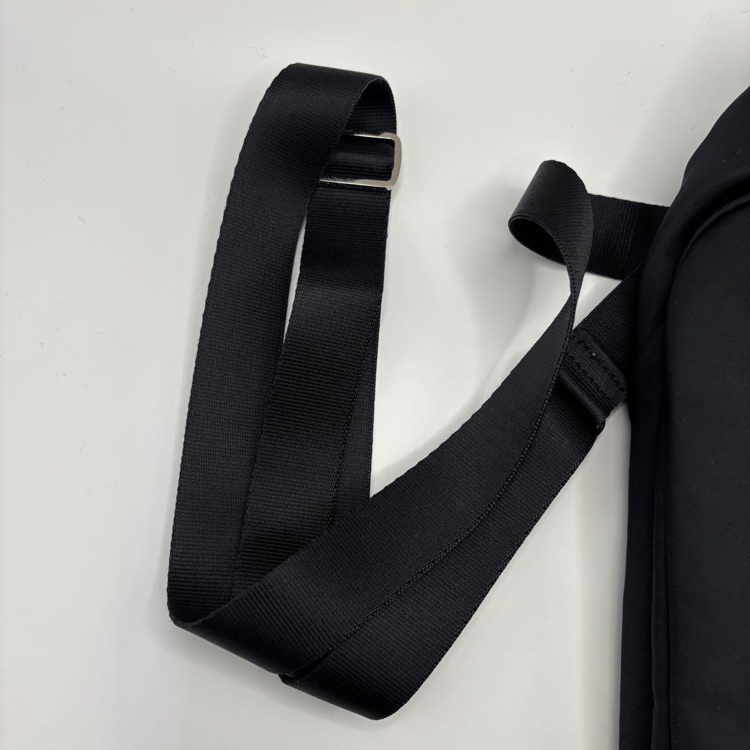 美品　agnes b.　アニエスベー　ショルダーバッグ　黒　NS24-09