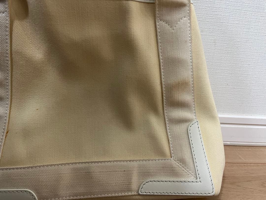 BALENCIAGA ベージュ ハンドバッグ