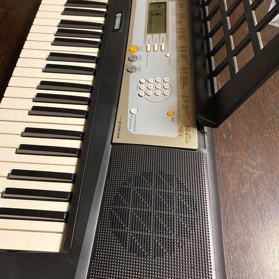 YAMAHA 電子ピアノ E203