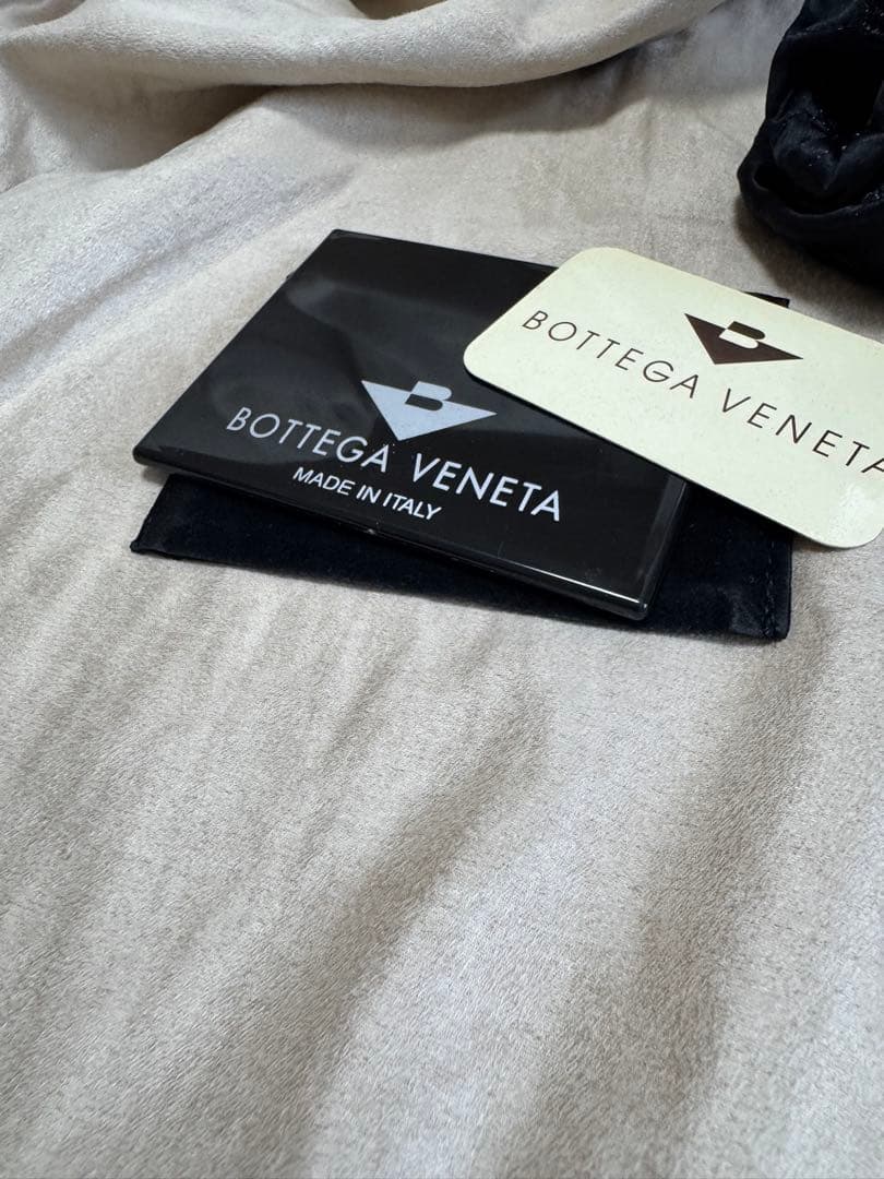 ボッティガ ヴェネタ Bottega Veneta ブラッククラッチバッグ