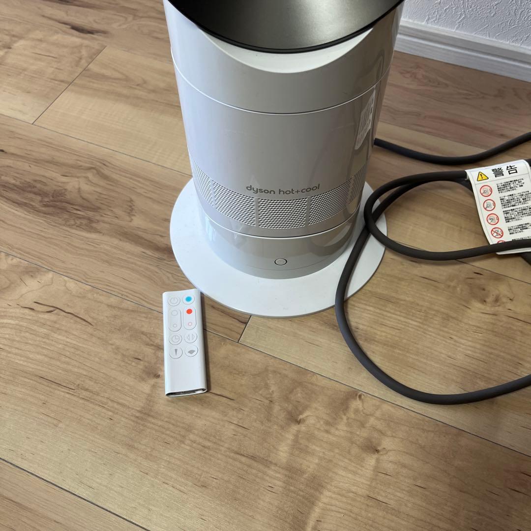 k　　2024年製　美品　AM09 ダイソン　ホットアンドクール