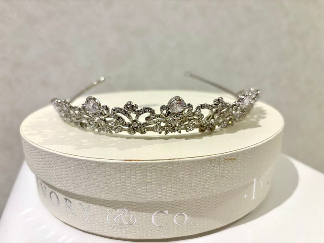 【1stオーナー】ivory&co ティアラ　エリザベス（Elizabeth）