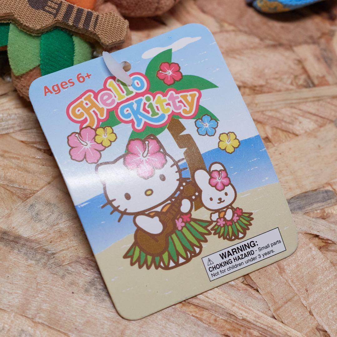 ハワイ限定　日焼けキティ　ぬいぐるみ　ネックストラップ　リングノート　セット