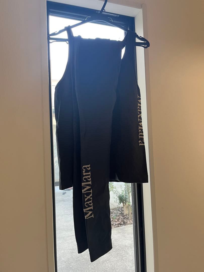 MaxMara レギンスとタンクトップ　Leisure ネイビー M
