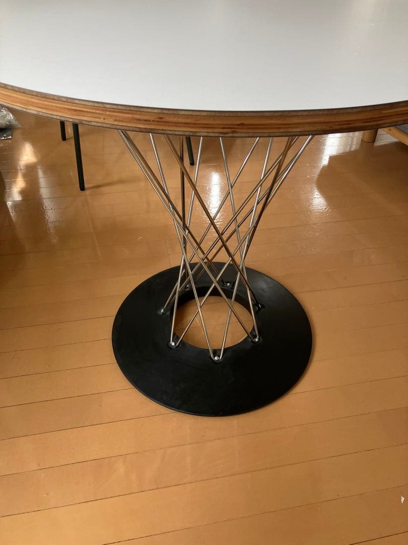 イサムノグチ サイクロンテーブル 80cm 丸テーブル ホワイト 白