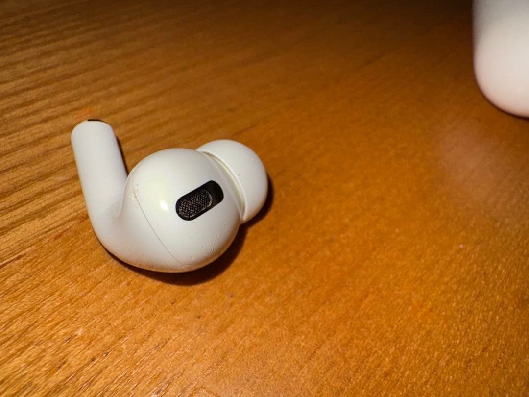 頬頬さん専用 AirPods Pro 第1世代 小傷あり iFace付