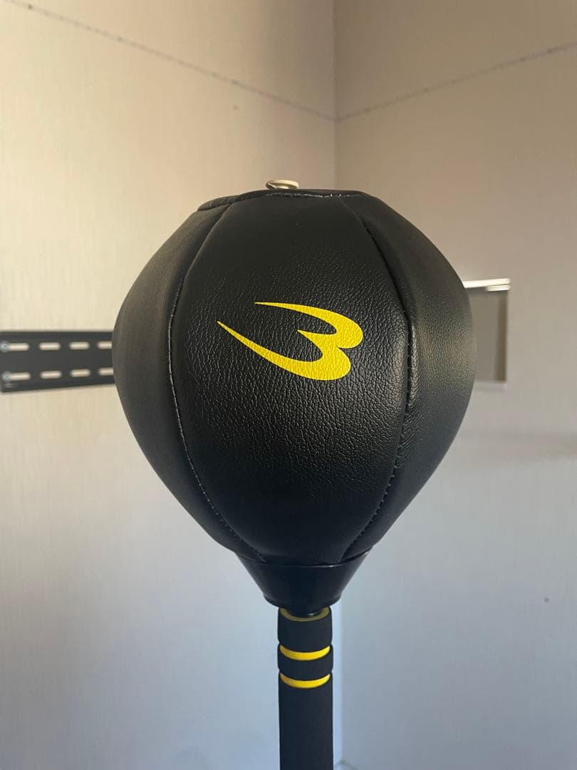 パンチングボール スプリング式 黒/黄色 ボディメーカー - メルカリ