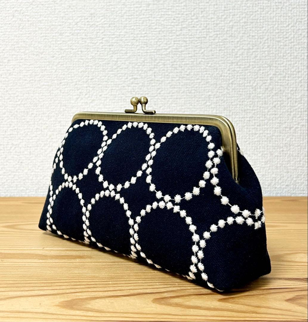 【該当者さま専用作品につきご購入不可となります】 mermaid平ポーチ／がま口