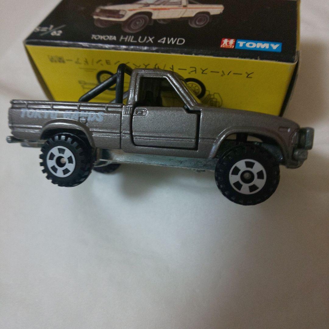 黒箱61トヨタハイラックス4WD(東急ハンズ)