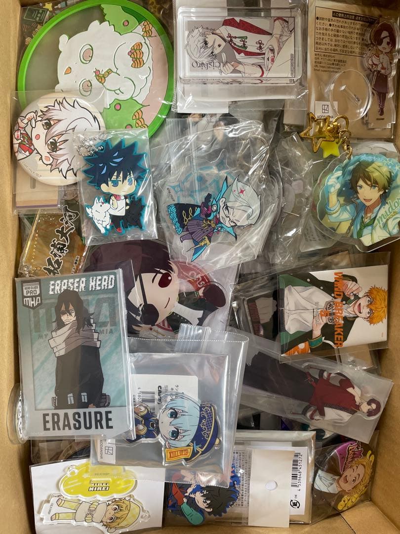 【値下げ】1000点以上 アニメ ゲーム 漫画 ノンジャンル グッズ まとめ売り