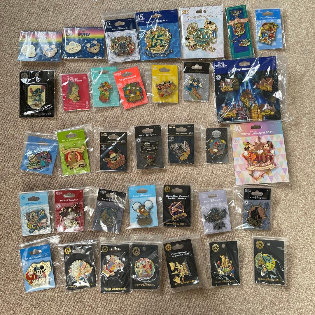 ディズニーピンバッジ 305個 まとめ売り
