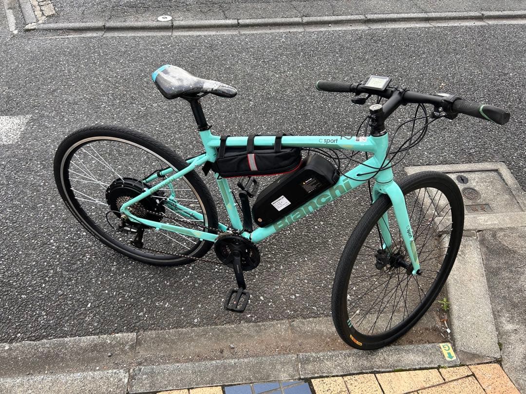 クロスバイク ミントグリーン 後輪モーター