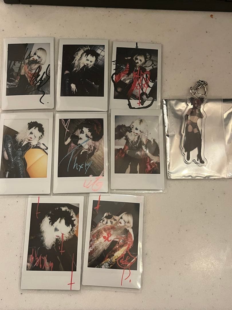 優里「うぉ」LINE MUSICカラオケ機能キャンペーン 直筆サイン