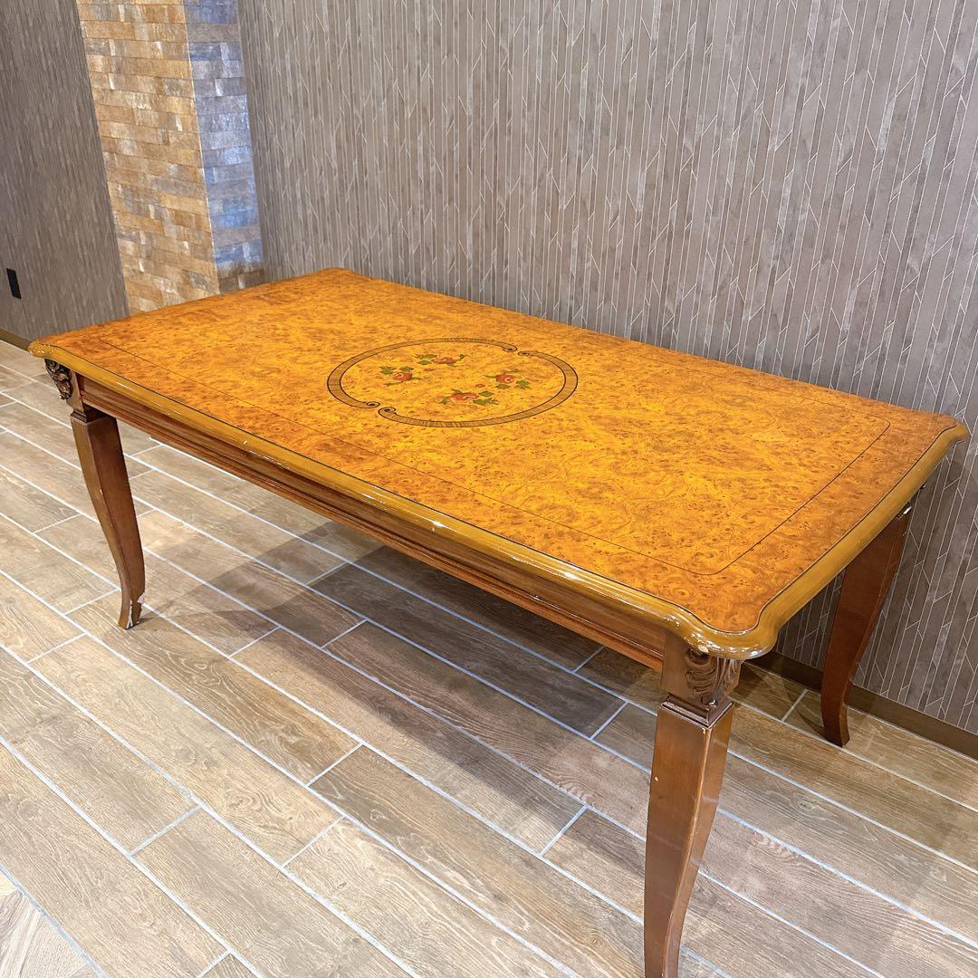 イタリア ダイニングテーブル 象嵌細工 エレガント クラシック ヨーロピアン 楽天市場】イタリア製 象嵌ダイニングテーブル 幅135cm/ イタリア