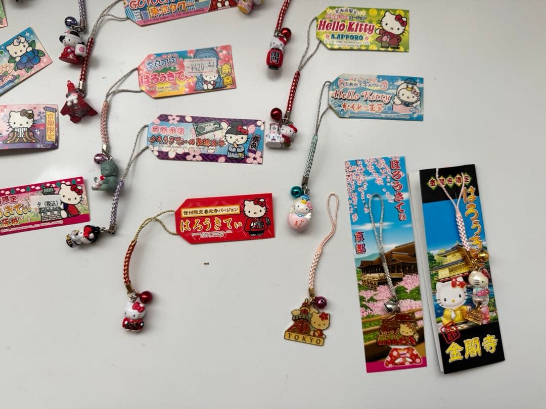 【未使用】 ご当地キティ　根付け　25個セット