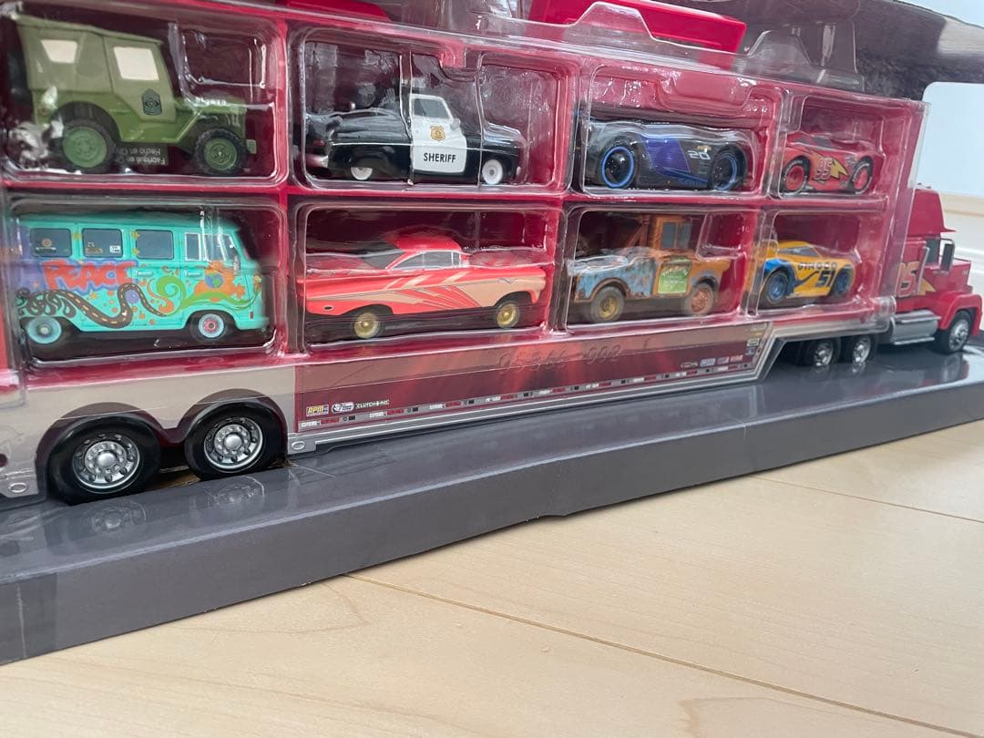 ミニカー MACK HAULER DISNEY