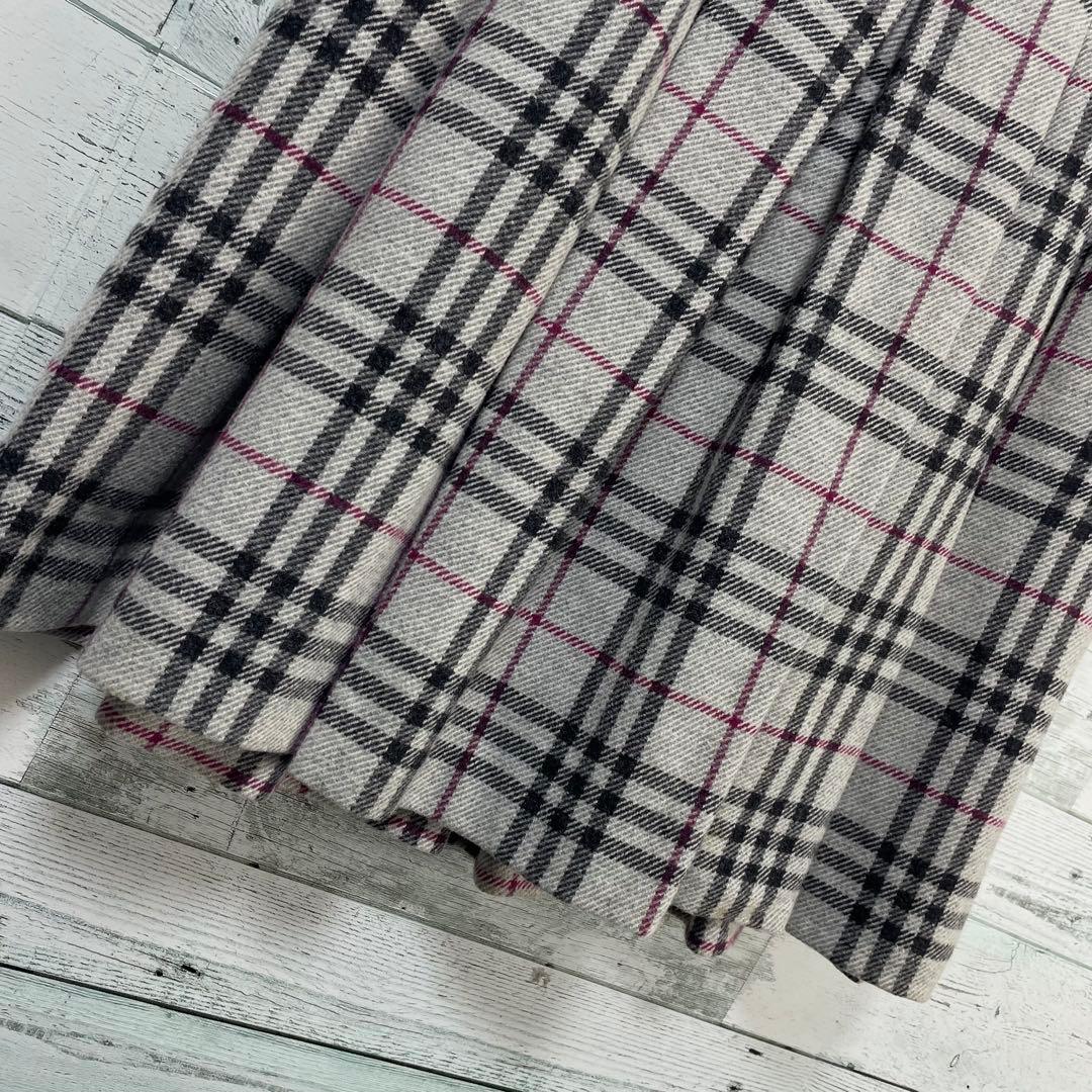 ☆未使用・タグ付☆バーバリーロンドン　ノバチェック柄タックスカート　アルパカ素材