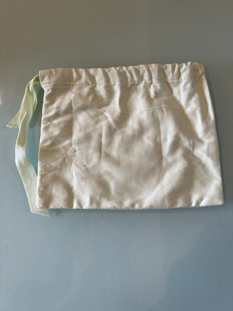 美品　Burberry バーバリー　カチューシャ