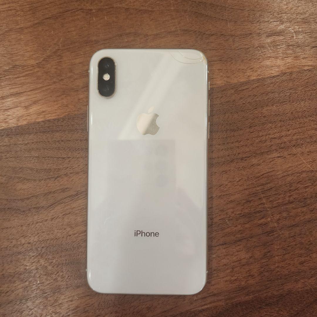 iPhone X 256GB docomo 背面割れ iPhone X 256GB docomo 背面割れ 表も
